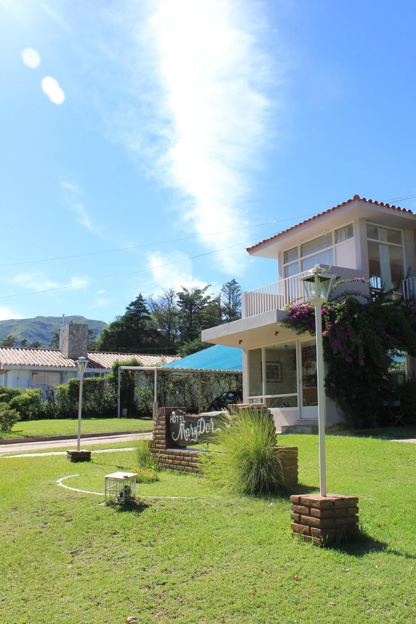 Hotel Marydor Ла Фалда Екстериор снимка